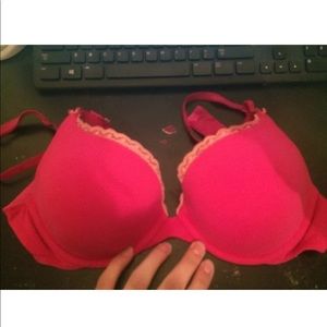 Victoria’s Secret 36B
